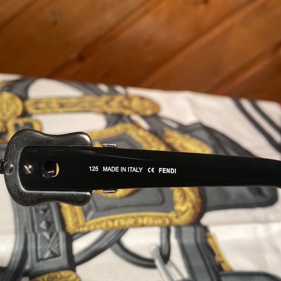 Fendi Zucca Buckle Unisex Sunglasses - Picture 7 of 9